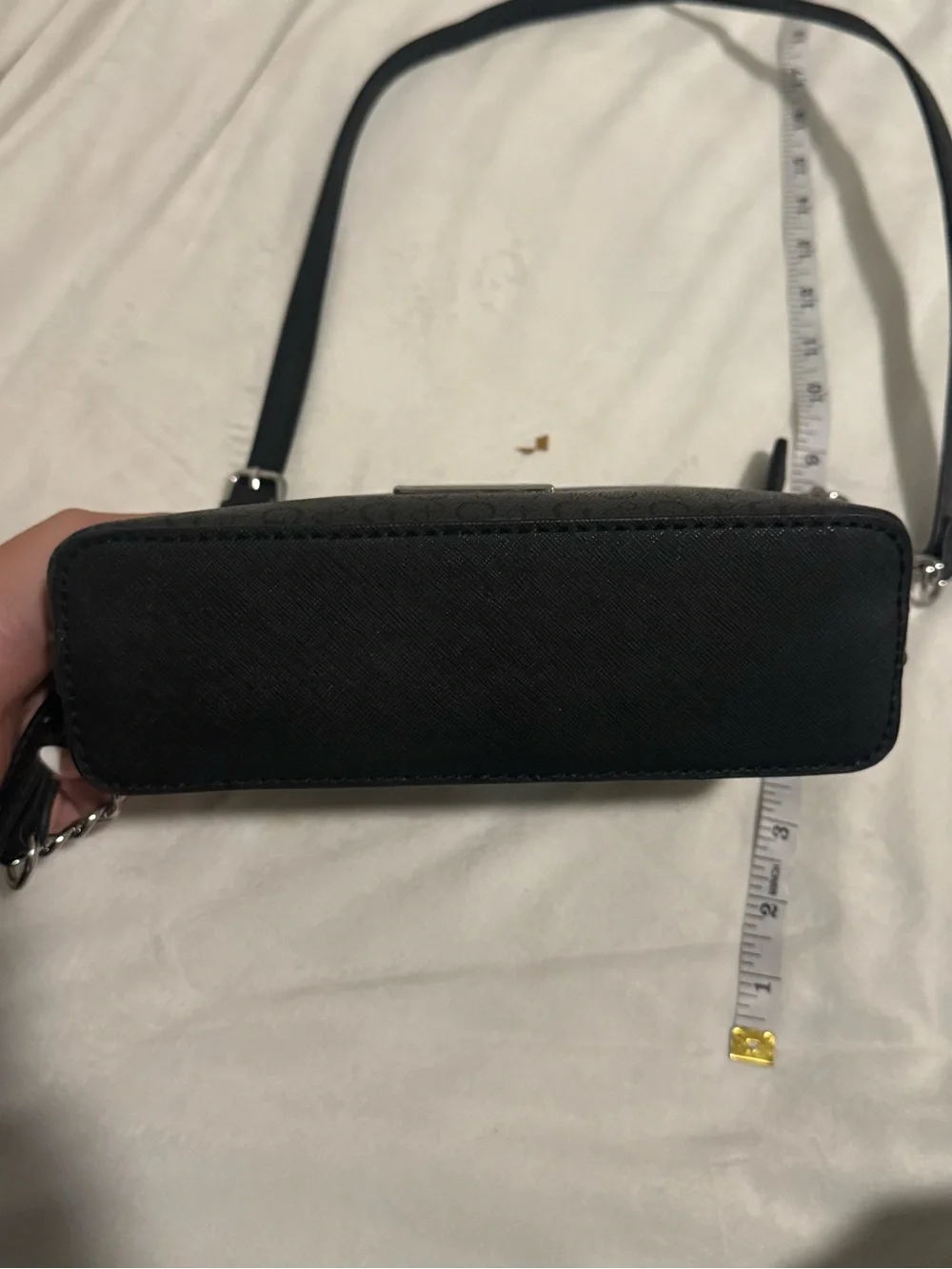 Guess compact crossbody